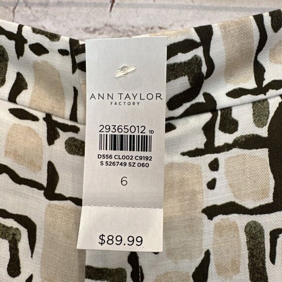 Ann Taylor Wide Leg Crop Pants Lyocell Green Ivory Geometric Print Size 6 NEW - Picture 5 of 8